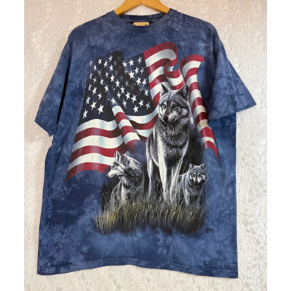 VTG 2001 The Mountain Blue Acid Washed Wolf Pack Pups American Flag T-Shirt XL